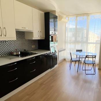 Продается 3-х комнатная квартира, 84 м²