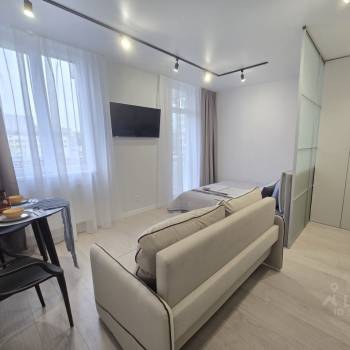 Продается 1-комнатная квартира, 30,5 м²