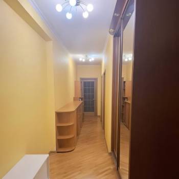 Продается Многокомнатная квартира, 96,6 м²