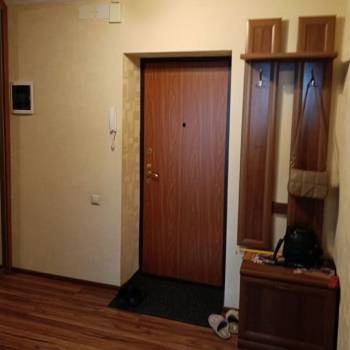 Продается 1-комнатная квартира, 50 м²