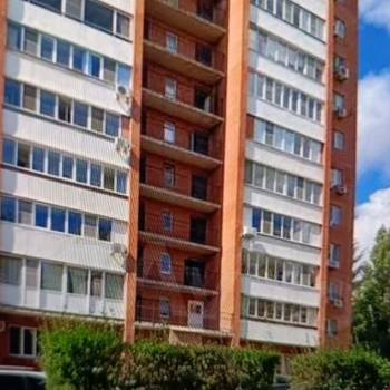Продается 1-комнатная квартира, 50 м²