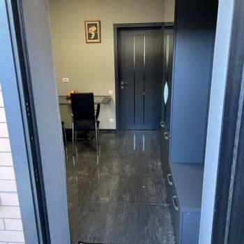 Продается 1-комнатная квартира, 38 м²