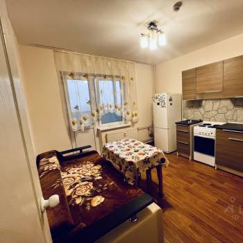 Сдается 1-комнатная квартира, 40 м²