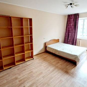 Продается 1-комнатная квартира, 37 м²