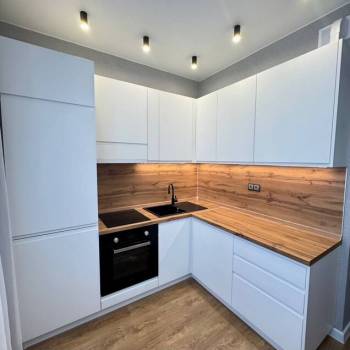 Продается 1-комнатная квартира, 39 м²