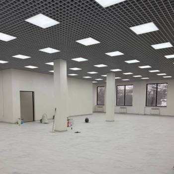 Сдается Нежилое помещение, 215 м²