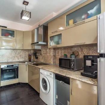 Продается 1-комнатная квартира, 39 м²