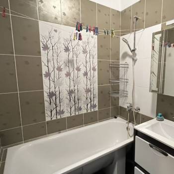 Сдается 1-комнатная квартира, 39 м²