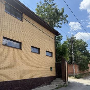 Продается Дом, 280 м²