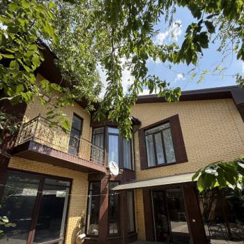 Продается Дом, 280 м²