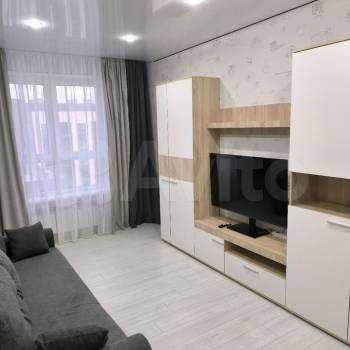 Сдается 1-комнатная квартира, 37 м²