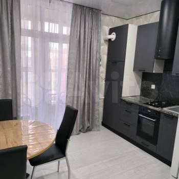 Сдается 1-комнатная квартира, 37 м²