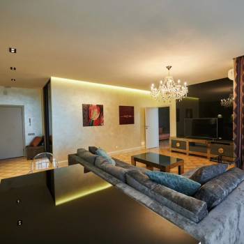 Сдается Многокомнатная квартира, 100 м²