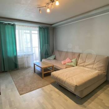 Сдается Многокомнатная квартира, 62 м²