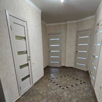 Сдается 2-х комнатная квартира, 80 м²