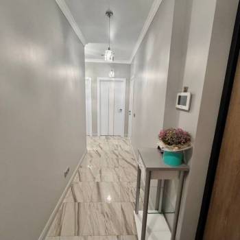 Продается 2-х комнатная квартира, 56 м²