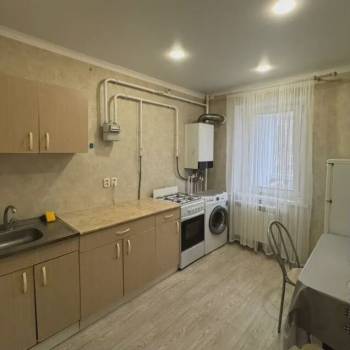 Сдается 1-комнатная квартира, 35 м²