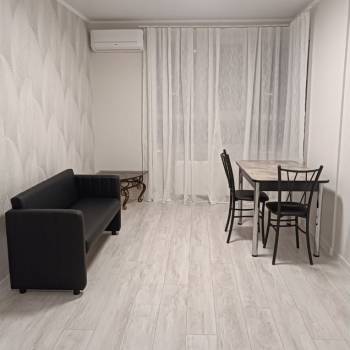 Сдается 1-комнатная квартира, 41 м²