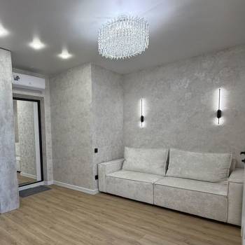 Продается 2-х комнатная квартира, 42 м²