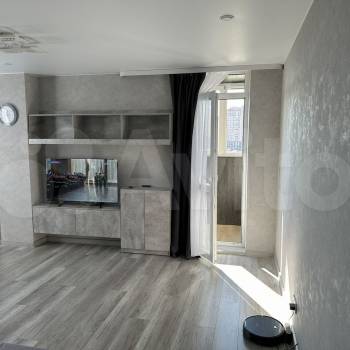 Сдается 1-комнатная квартира, 42 м²