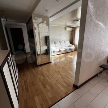 Сдается Многокомнатная квартира, 58,3 м²