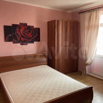 Сдается 2-х комнатная квартира, 63 м²