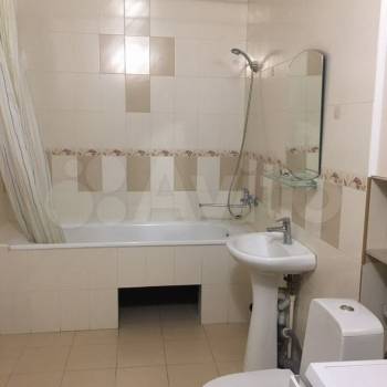 Сдается 1-комнатная квартира, 50 м²