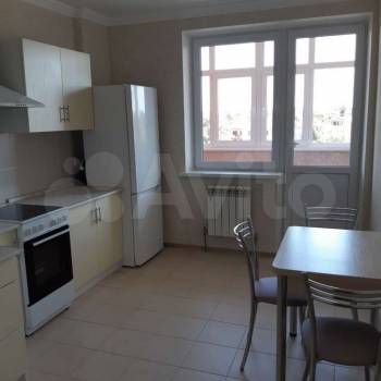 Сдается 1-комнатная квартира, 37 м²