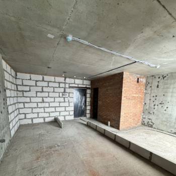 Продается 1-комнатная квартира, 40 м²
