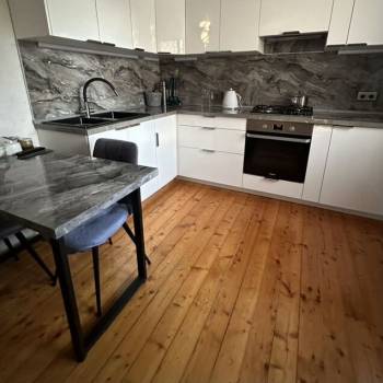 Продается 1-комнатная квартира, 41,6 м²