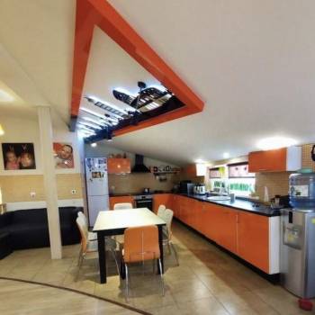 Продается Дом, 250,3 м²