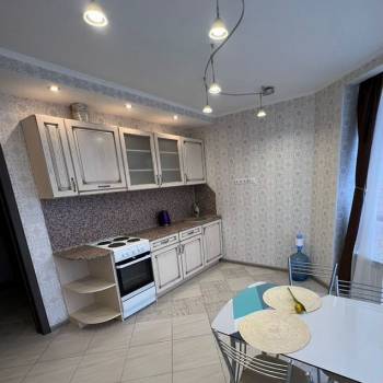 Сдается 1-комнатная квартира, 37,7 м²