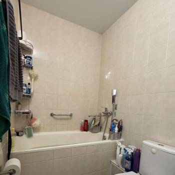 Продается 1-комнатная квартира, 41,6 м²