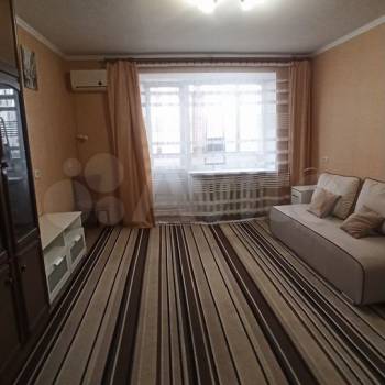 Сдается 1-комнатная квартира, 36 м²