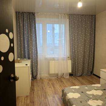Сдается 2-х комнатная квартира, 65 м²