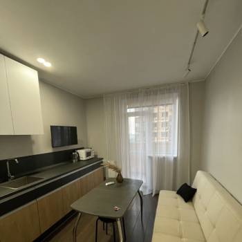 Сдается 1-комнатная квартира, 38 м²