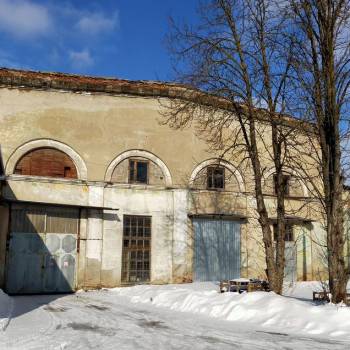 Сдается Нежилое помещение, 2600 м²