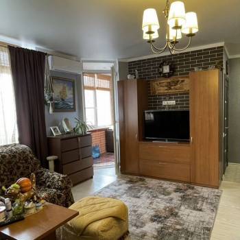 Продается 1-комнатная квартира, 36 м²