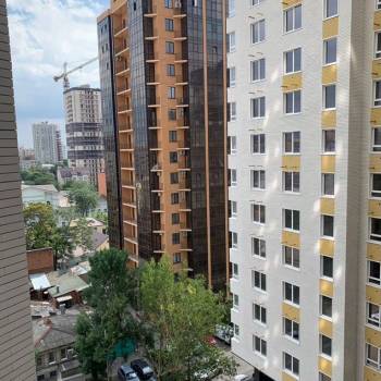 Продается 1-комнатная квартира, 39 м²