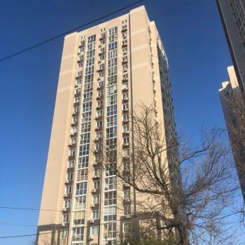 Продается 1-комнатная квартира, 39 м²