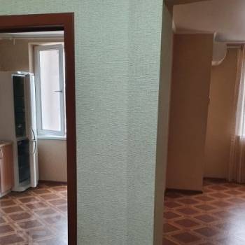 Продается 1-комнатная квартира, 39 м²