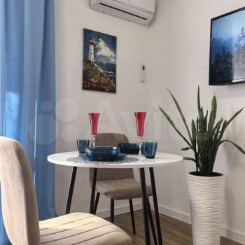 Продается 1-комнатная квартира, 38 м²