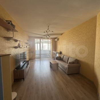 Сдается 2-х комнатная квартира, 80 м²