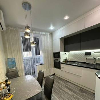 Продается 3-х комнатная квартира, 87 м²