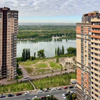 Продается 2-х комнатная квартира, 64 м²