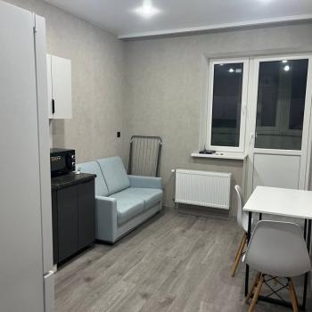 Сдается 1-комнатная квартира, 41 м²