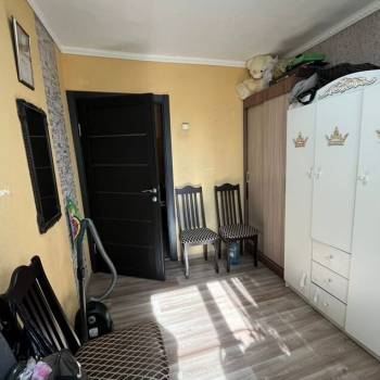 Продается 3-х комнатная квартира, 57 м²