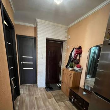 Продается 3-х комнатная квартира, 57 м²