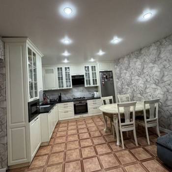 Продается Дом, 140 м²