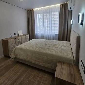 Продается 1-комнатная квартира, 43 м²